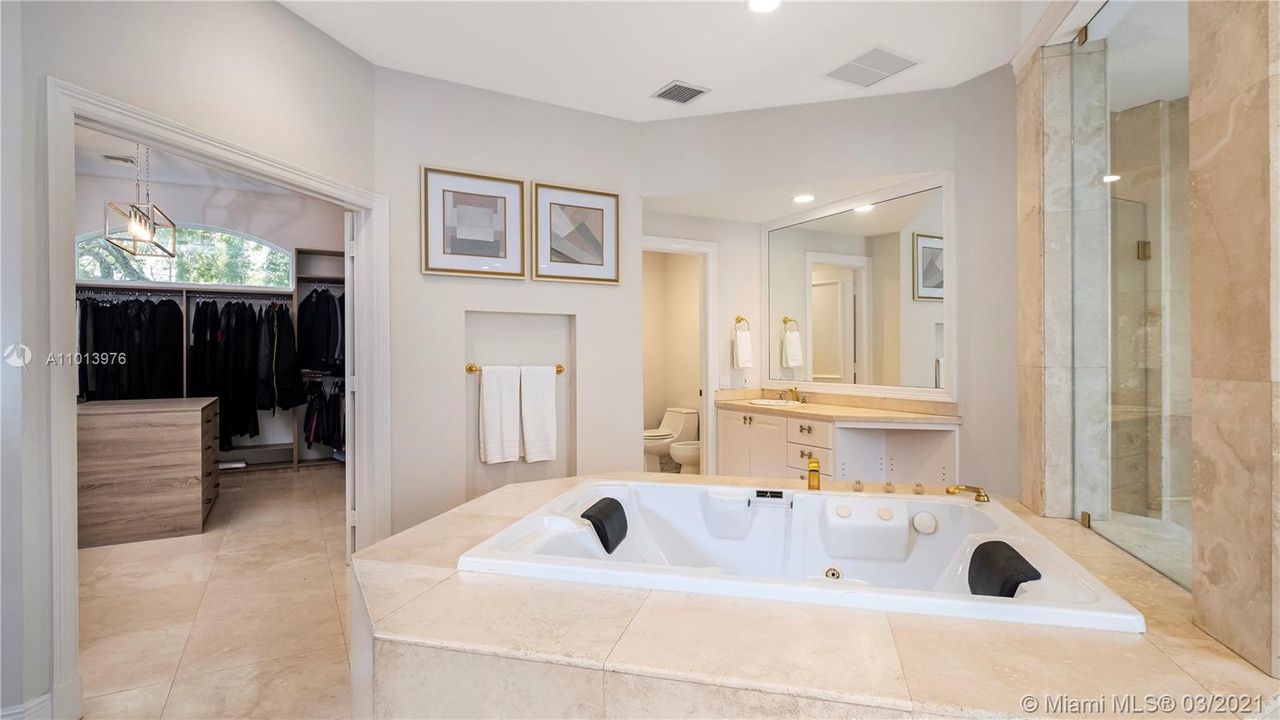 Недавно продано: $3,195,000 (7 спален, 7 ванн, 7617 Квадратных фут)