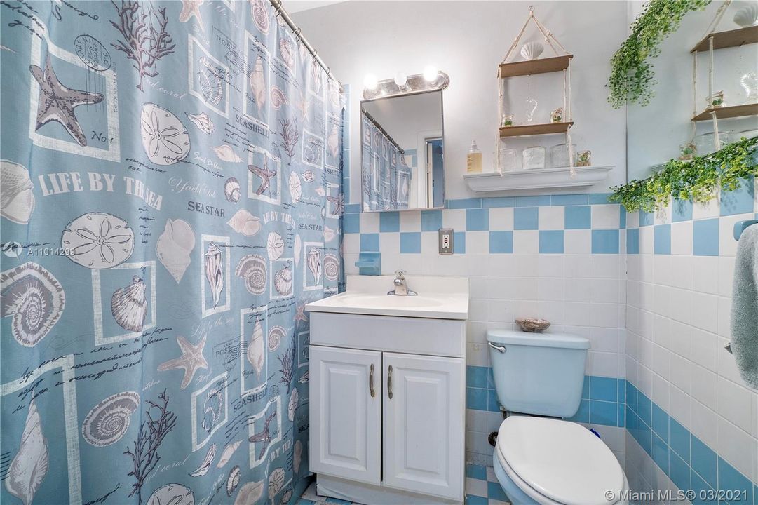 Vendido Recientemente: $485,000 (0 camas, 0 baños, 2225 Pies cuadrados)