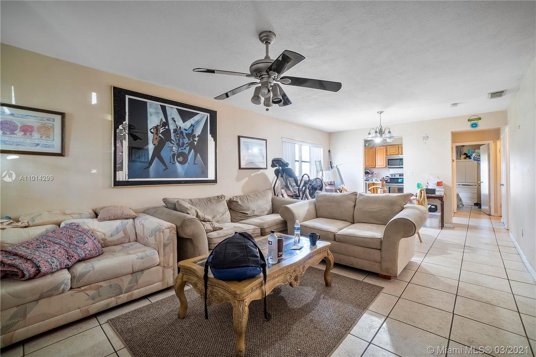 Vendido Recientemente: $485,000 (0 camas, 0 baños, 2225 Pies cuadrados)