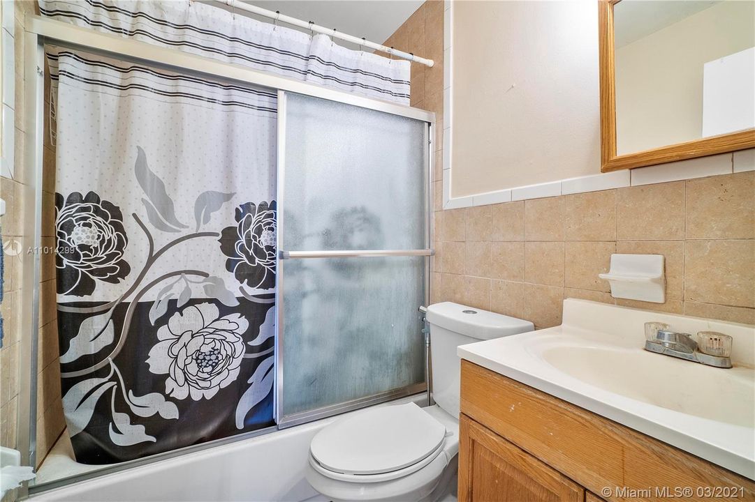 Vendido Recientemente: $485,000 (0 camas, 0 baños, 2225 Pies cuadrados)