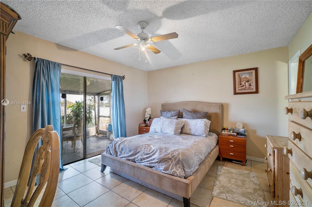 Vendido Recientemente: $485,000 (0 camas, 0 baños, 2225 Pies cuadrados)