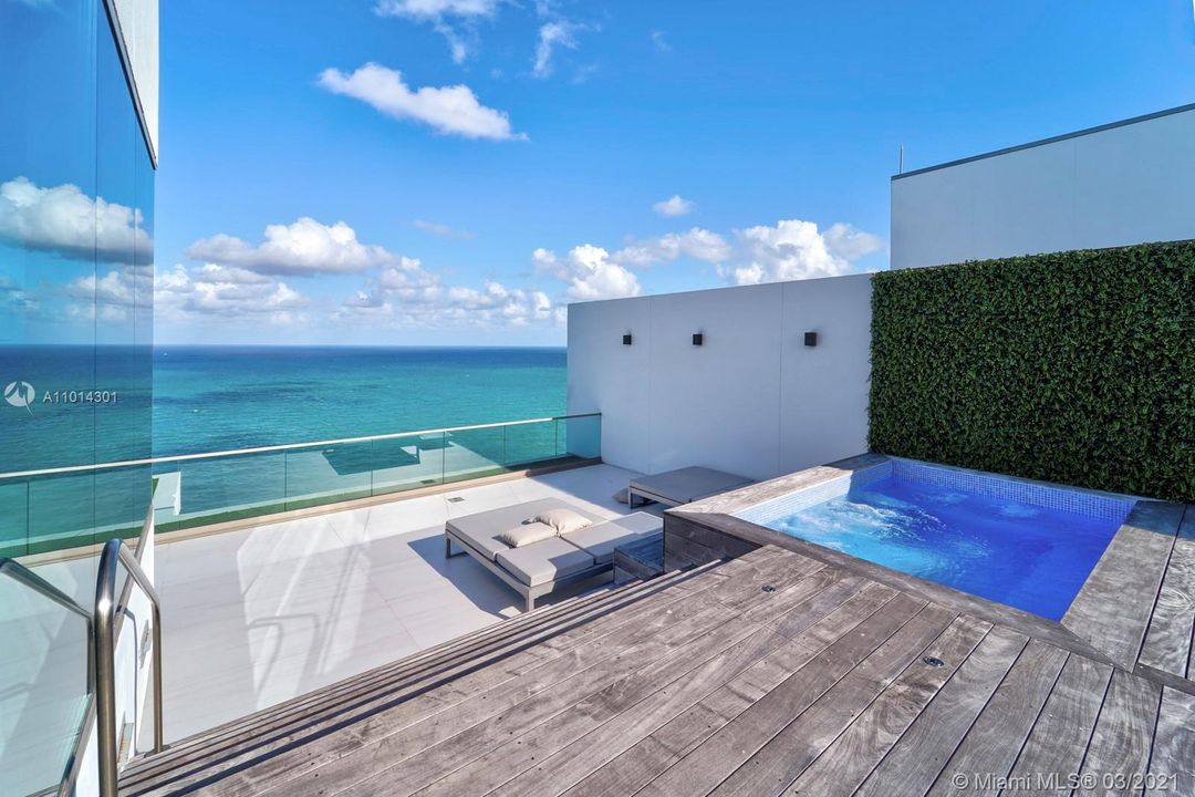Recently Sold: $16,750,000 (4 beds, 5 baths, 0 Square Feet)