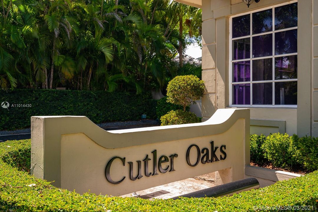 Welcome Home to Cutler Oaks in North Palmetto Bay