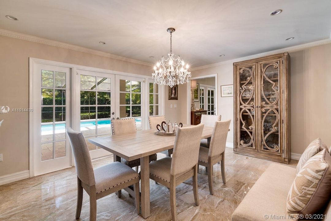 Beautiful Formal Dining Room Transitions To The Finest Al Fresco Living