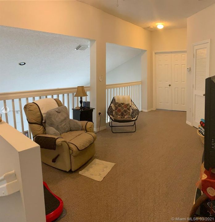 Recently Sold: $549,000 (4 beds, 3 baths, 2901 Square Feet)