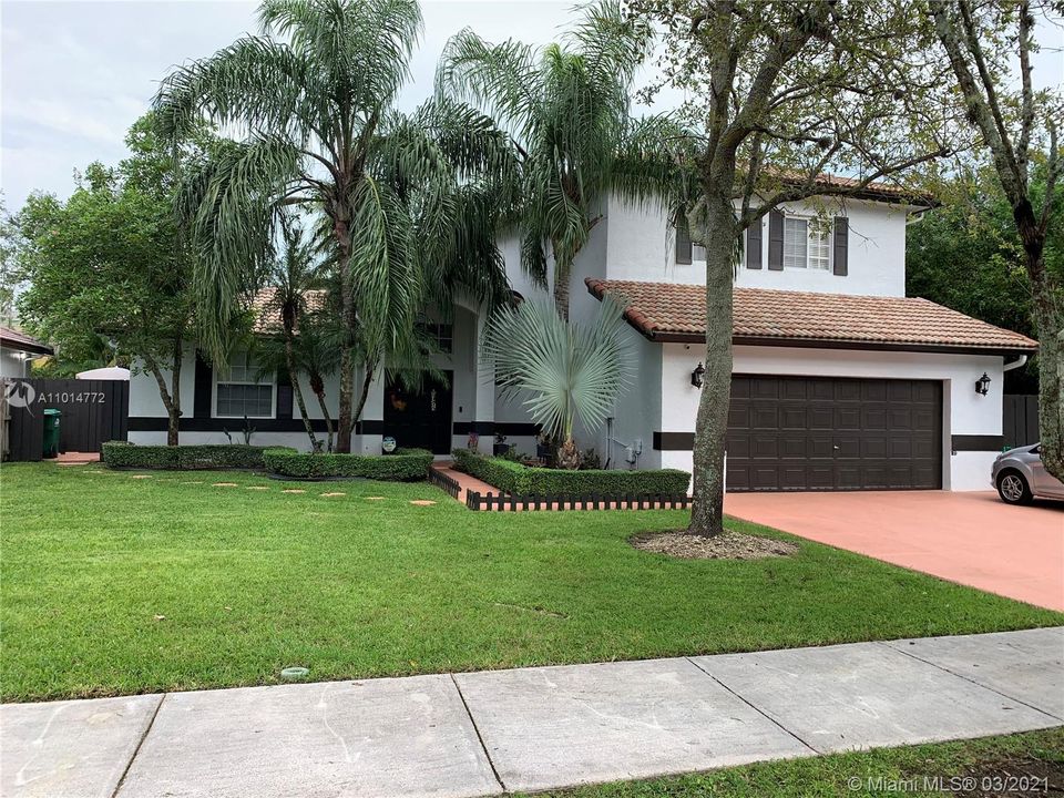 Recently Sold: $549,000 (4 beds, 3 baths, 2901 Square Feet)