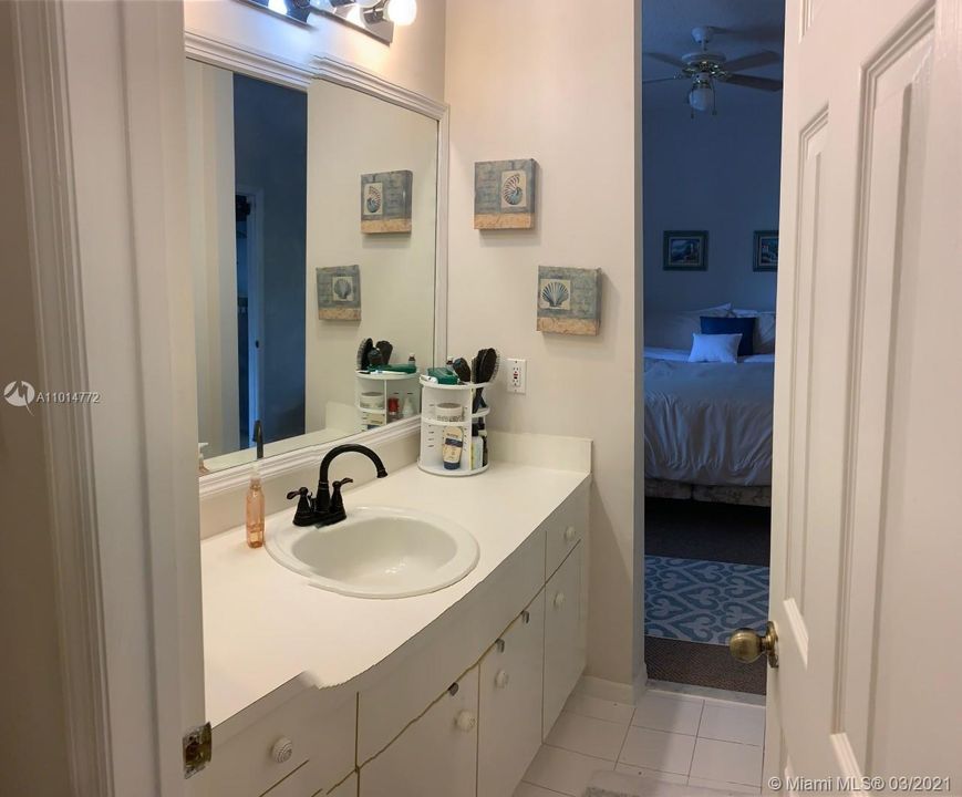 Recently Sold: $549,000 (4 beds, 3 baths, 2901 Square Feet)