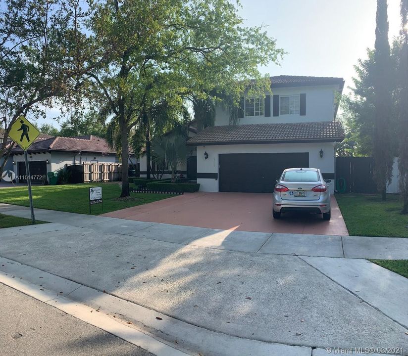 Recently Sold: $549,000 (4 beds, 3 baths, 2901 Square Feet)