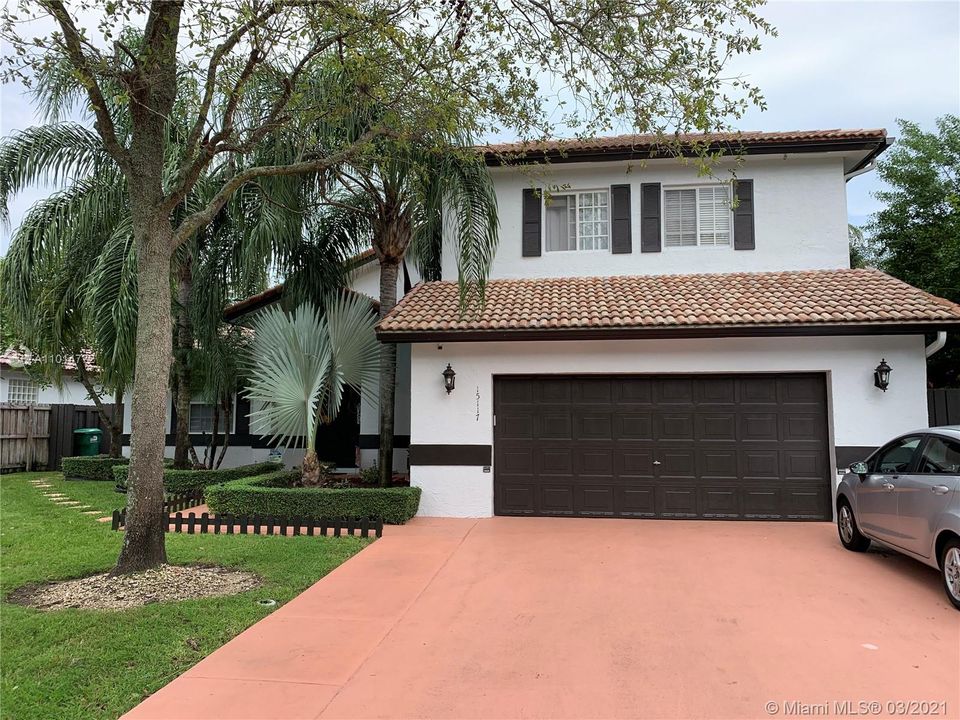 Recently Sold: $549,000 (4 beds, 3 baths, 2901 Square Feet)