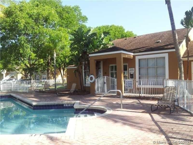 Recently Rented: $1,600 (2 beds, 2 baths, 1084 Square Feet)