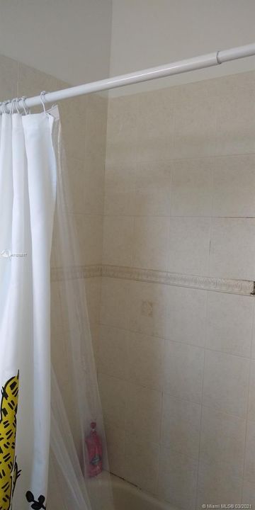 最近售出: $190,000 (2 贝兹, 2 浴室, 1190 平方英尺)