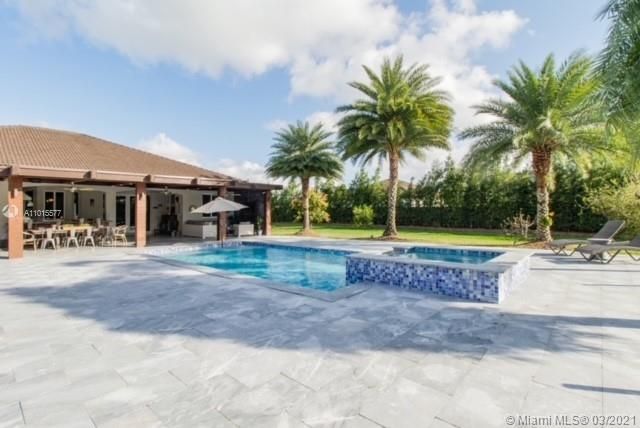 Recently Sold: $899,917 (5 beds, 3 baths, 2794 Square Feet)