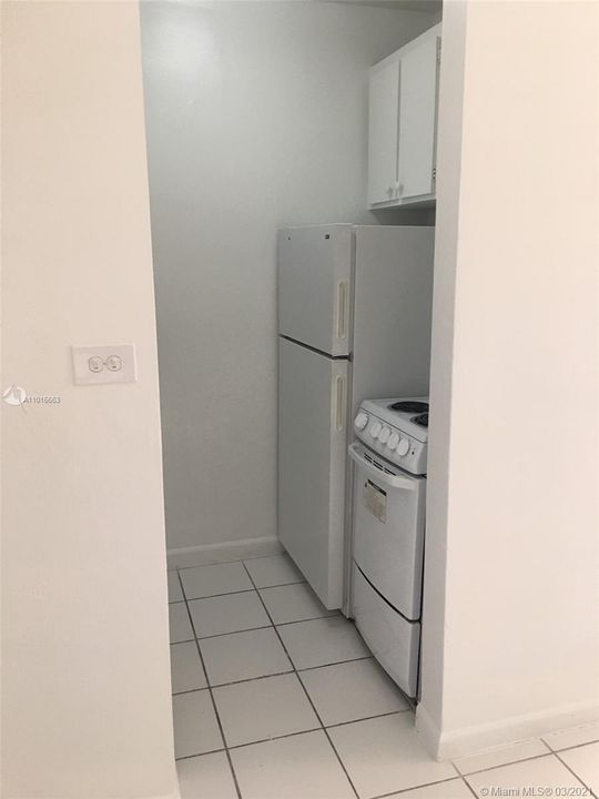 Recently Rented: $1,025 (1 beds, 1 baths, 440 Square Feet)