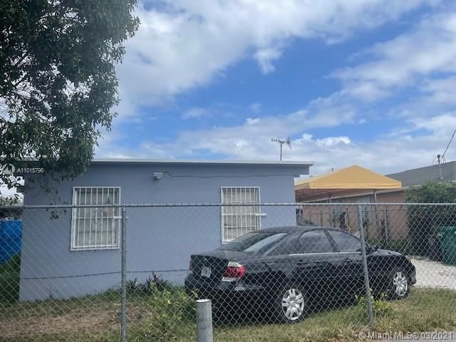 最近售出: $220,000 (0 贝兹, 0 浴室, 1113 平方英尺)