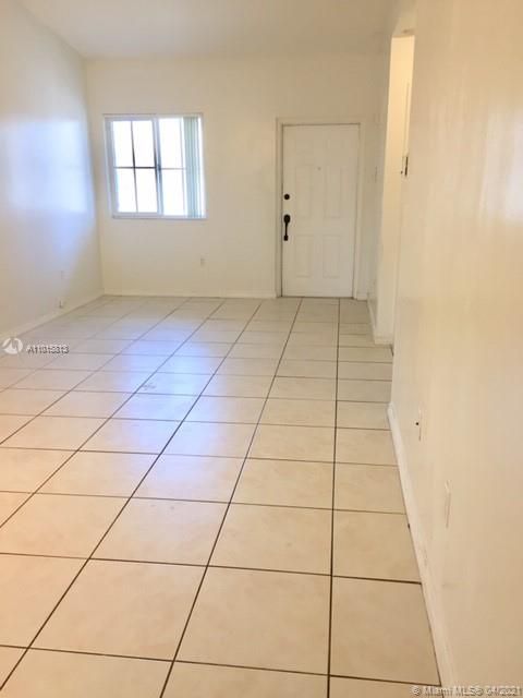 Recently Sold: $146,000 (2 beds, 2 baths, 815 Square Feet)