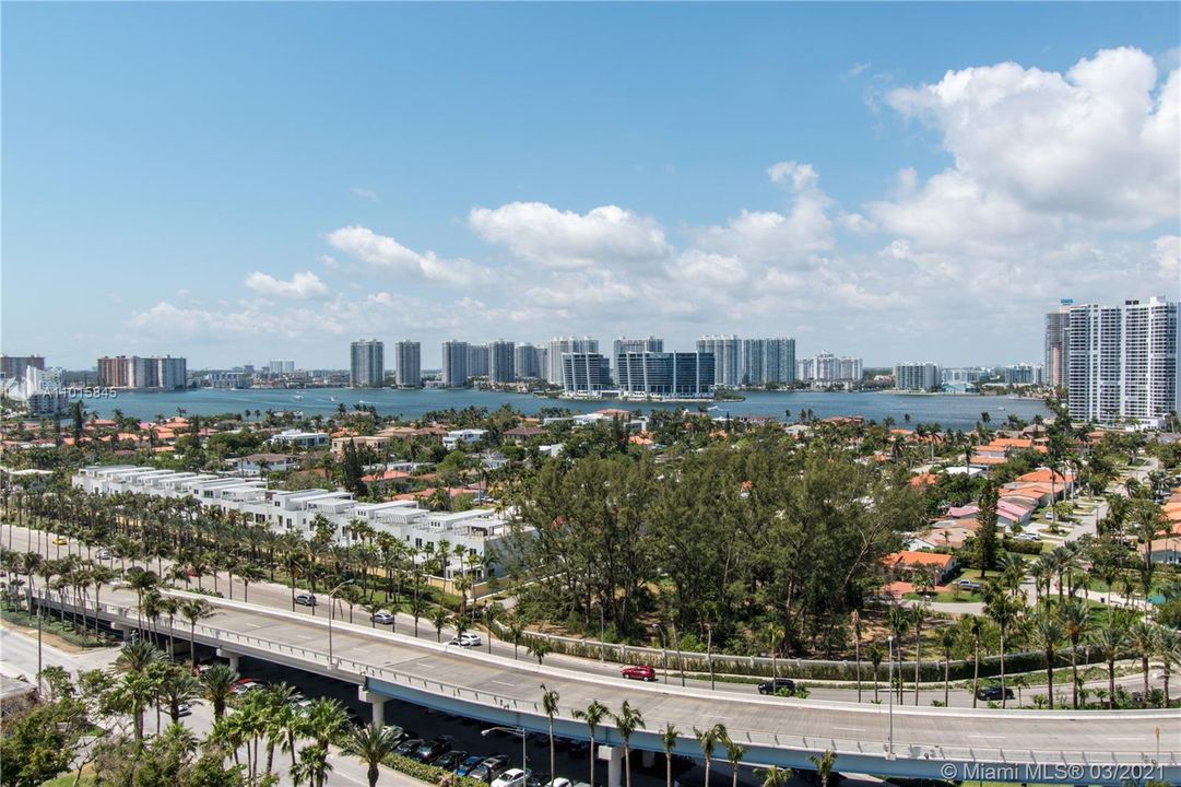 Recently Sold: $1,385,000 (3 beds, 2 baths, 2150 Square Feet)