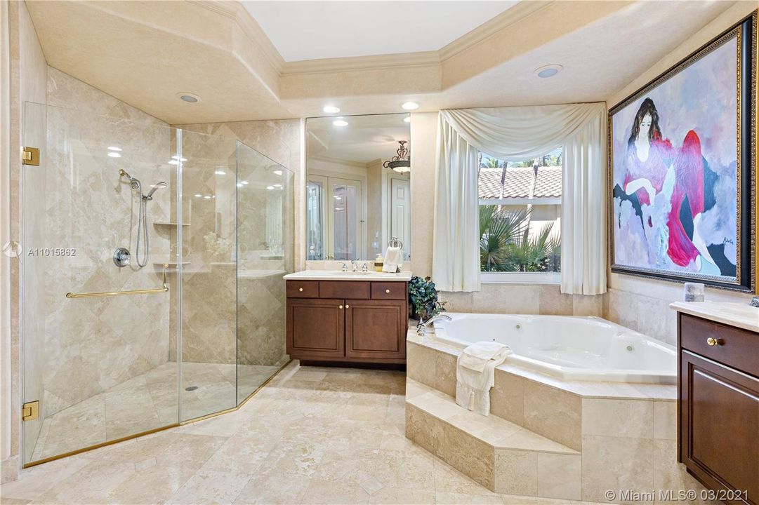 Недавно продано: $1,250,000 (4 спален, 4 ванн, 3528 Квадратных фут)