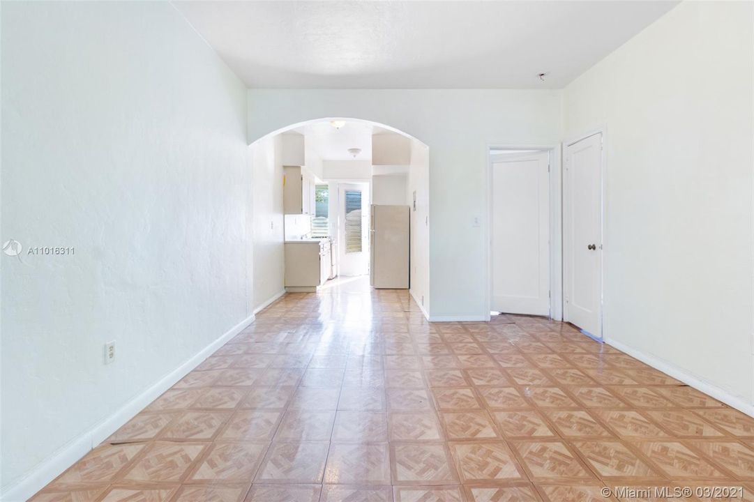 Recently Rented: $1,200 (1 beds, 1 baths, 10779 Square Feet)