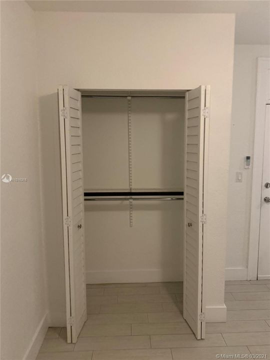 Недавно арендовано: $950 (0 спален, 1 ванн, 250 Квадратных фут)