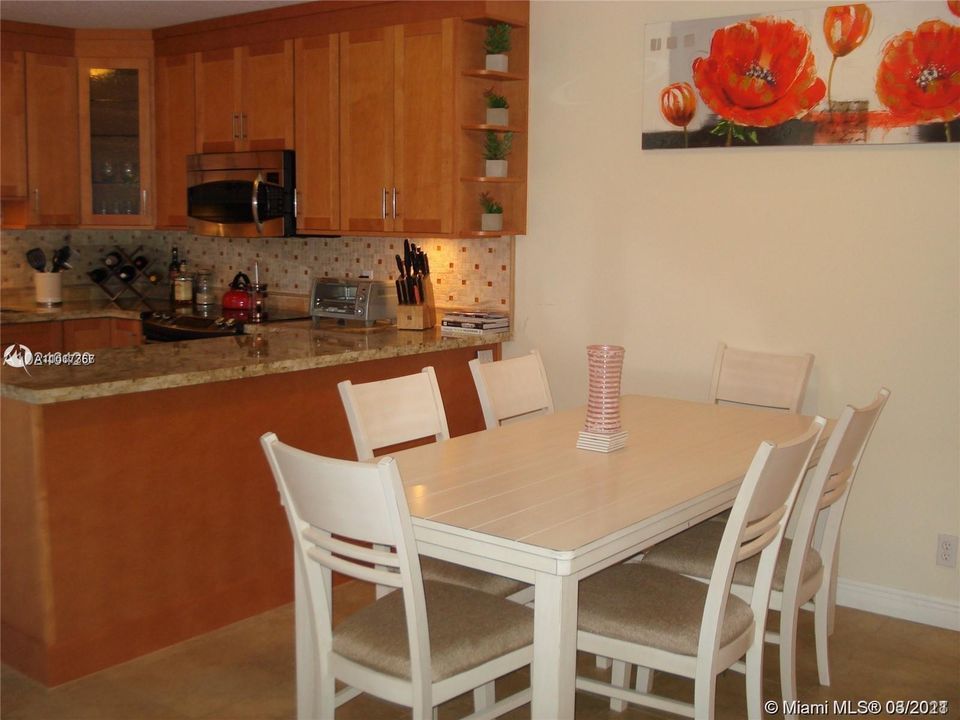 Recently Rented: $1,950 (2 beds, 2 baths, 1264 Square Feet)