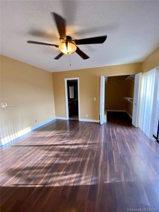 Recently Rented: $1,950 (2 beds, 2 baths, 1264 Square Feet)