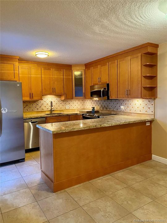 Recently Rented: $1,950 (2 beds, 2 baths, 1264 Square Feet)