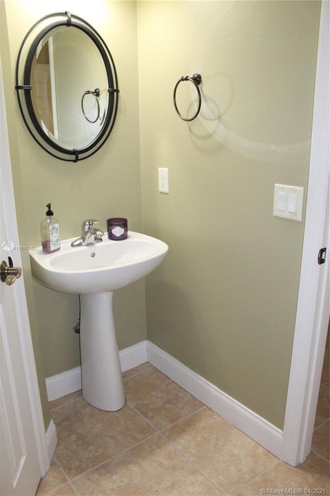 Half Bath, complete with linen closet