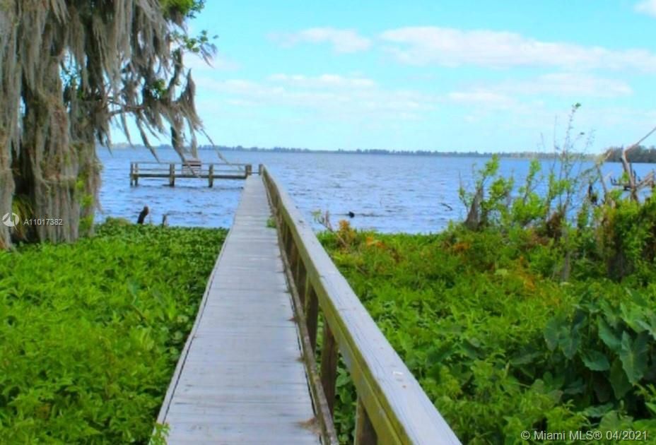 Riverlake Community dock.  Residents' Private Lake Hancock access