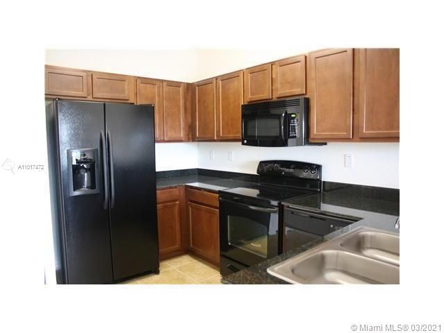 Recently Rented: $1,825 (2 beds, 2 baths, 1123 Square Feet)