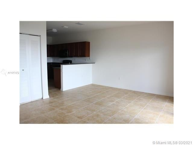 Recently Rented: $1,825 (2 beds, 2 baths, 1123 Square Feet)