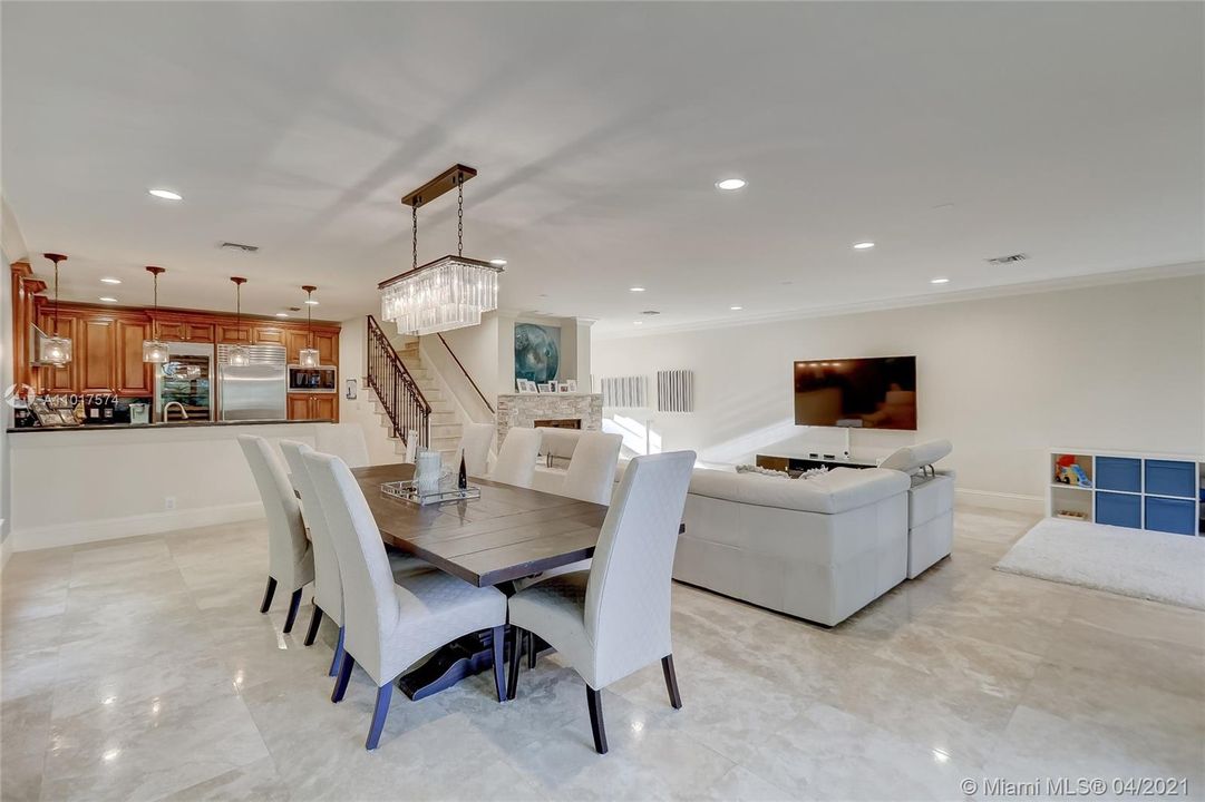 Recently Sold: $1,579,000 (4 beds, 3 baths, 3340 Square Feet)
