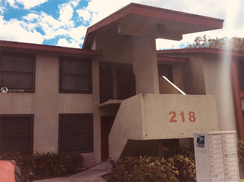 Recently Sold: $115,500 (2 beds, 2 baths, 880 Square Feet)