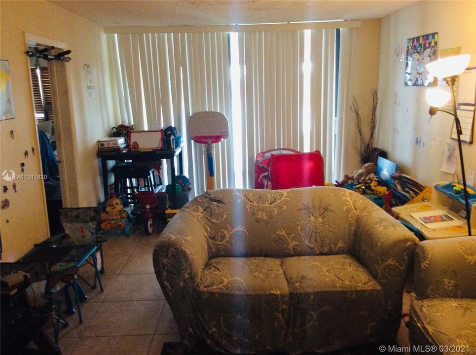 Recently Sold: $115,500 (2 beds, 2 baths, 880 Square Feet)