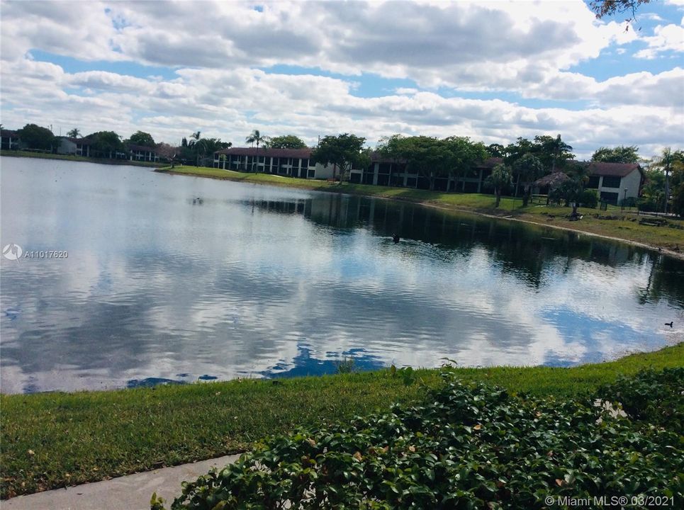 Recently Sold: $115,500 (2 beds, 2 baths, 880 Square Feet)