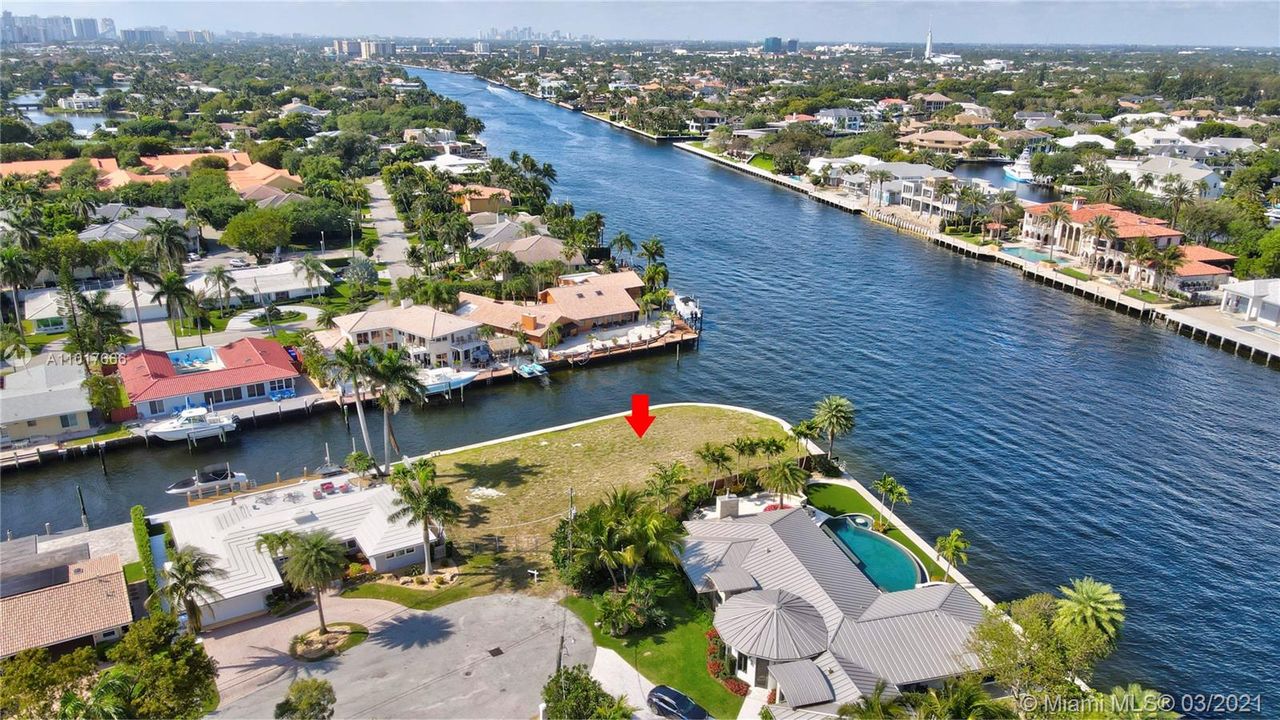 Recently Sold: $2,750,000 (0.33 acres)