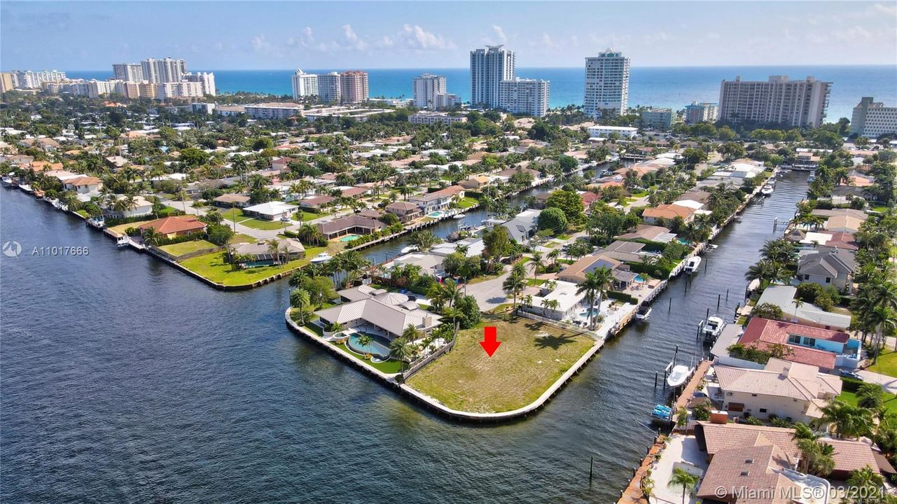 Recently Sold: $2,750,000 (0.33 acres)