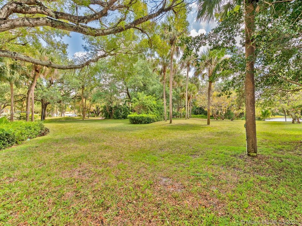 Additional Lake-Front Lot with Separate Folio Number!