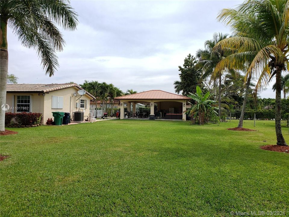 Recently Rented: $3,200 (4 beds, 3 baths, 2175 Square Feet)