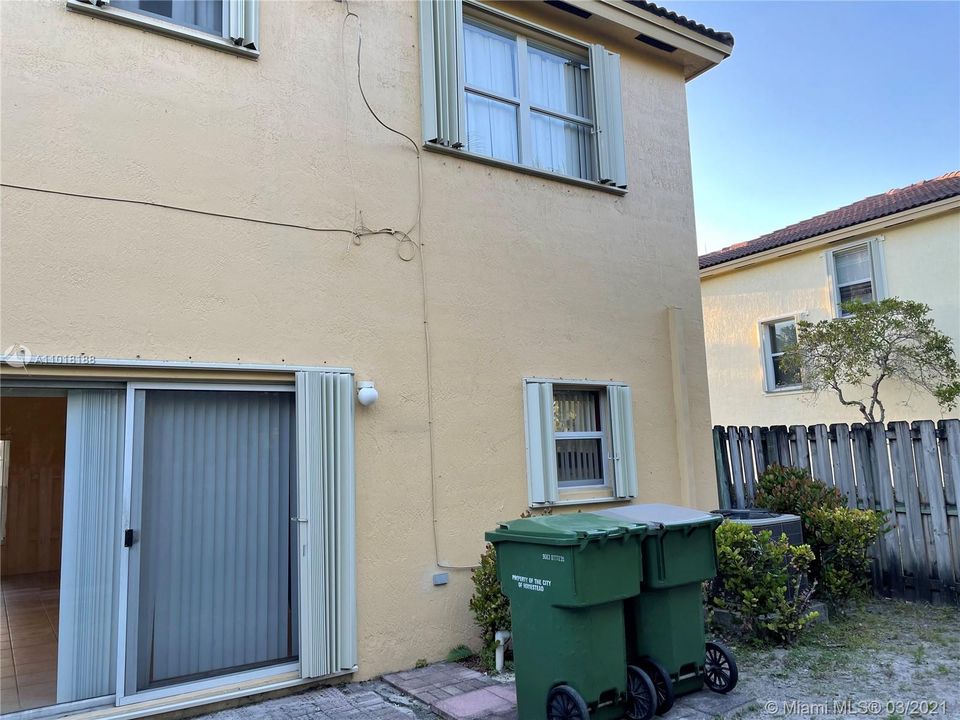 Recently Sold: $198,000 (2 beds, 2 baths, 1234 Square Feet)