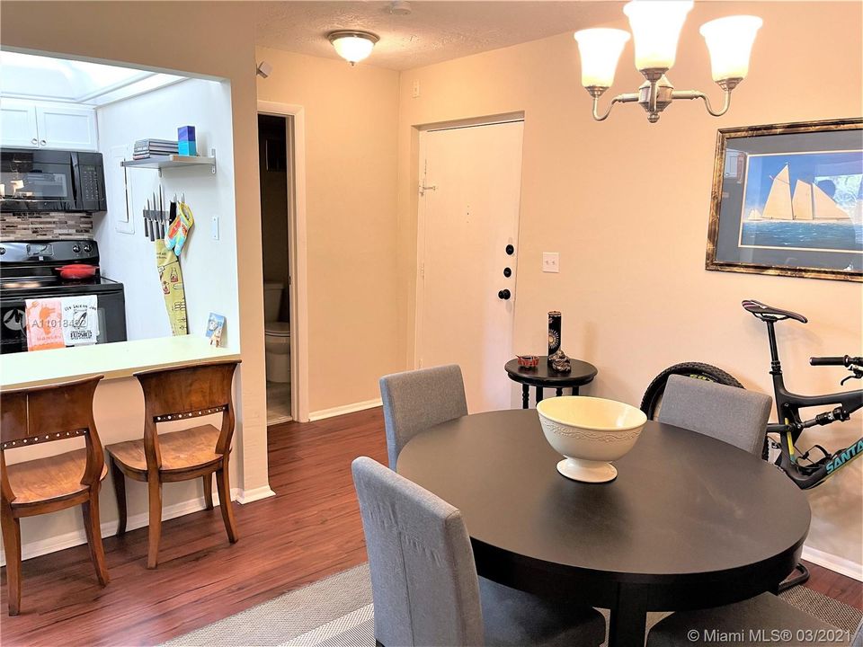 Recently Sold: $95,111 (1 beds, 1 baths, 960 Square Feet)