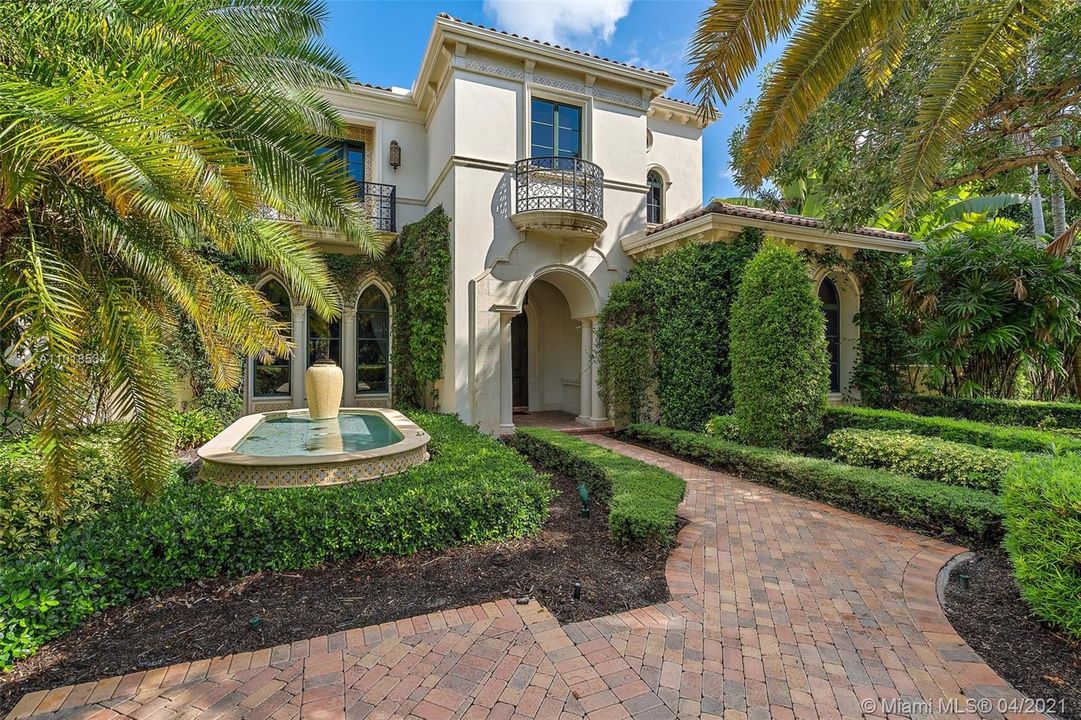 Recently Sold: $4,125,000 (7 beds, 8 baths, 7309 Square Feet)