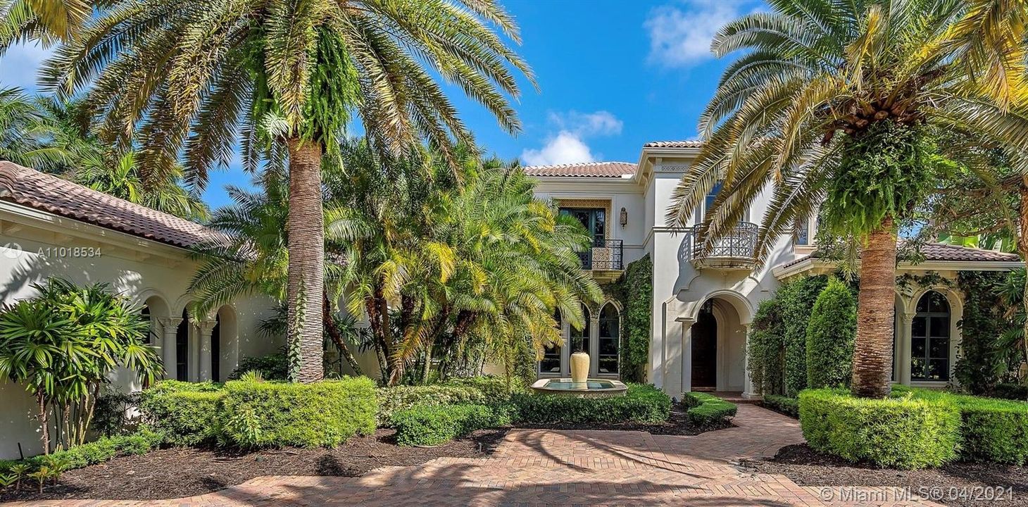 Recently Sold: $4,125,000 (7 beds, 8 baths, 7309 Square Feet)