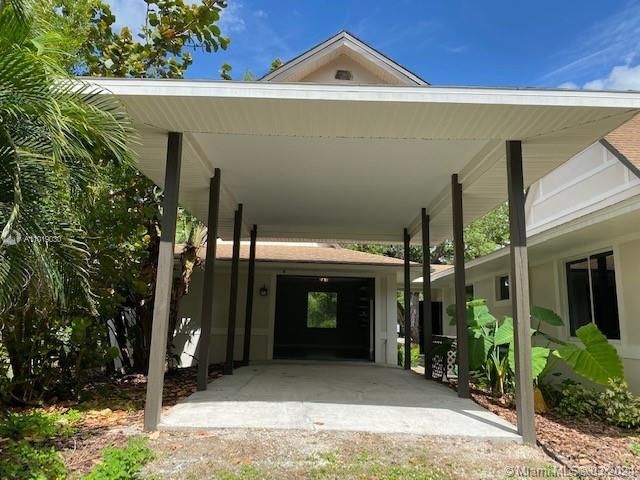 Recently Sold: $525,000 (3 beds, 3 baths, 4453 Square Feet)