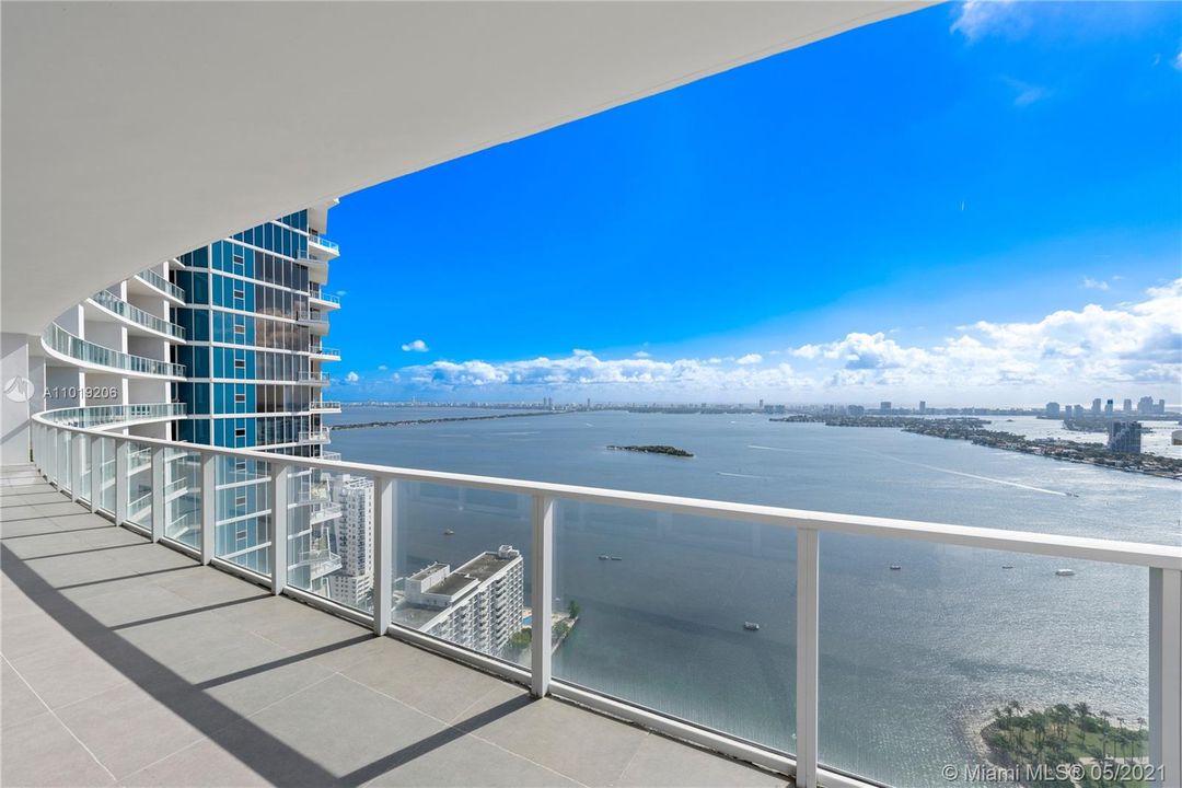 2020 N Bayshore PH3807 - Front Terrace w. views to Miami Beach
