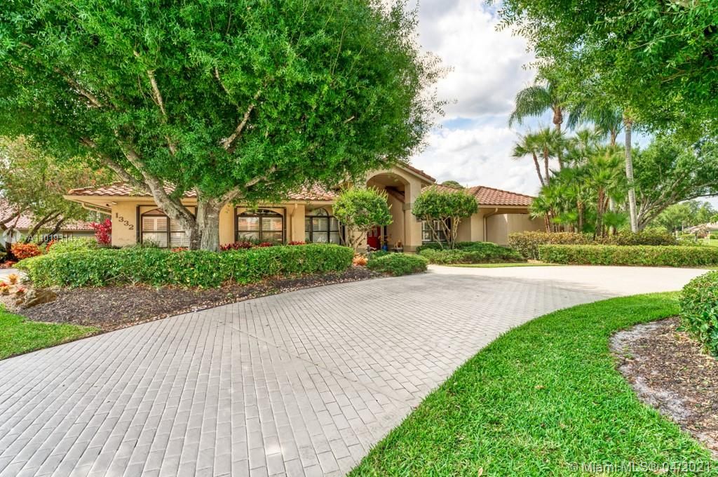 Recently Sold: $569,000 (4 beds, 3 baths, 2612 Square Feet)