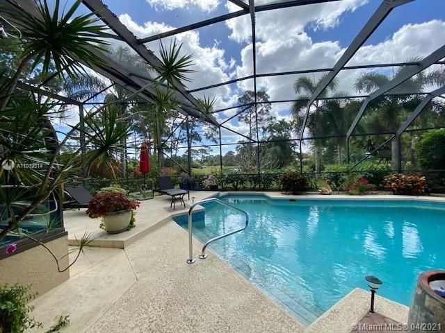 Recently Sold: $569,000 (4 beds, 3 baths, 2612 Square Feet)