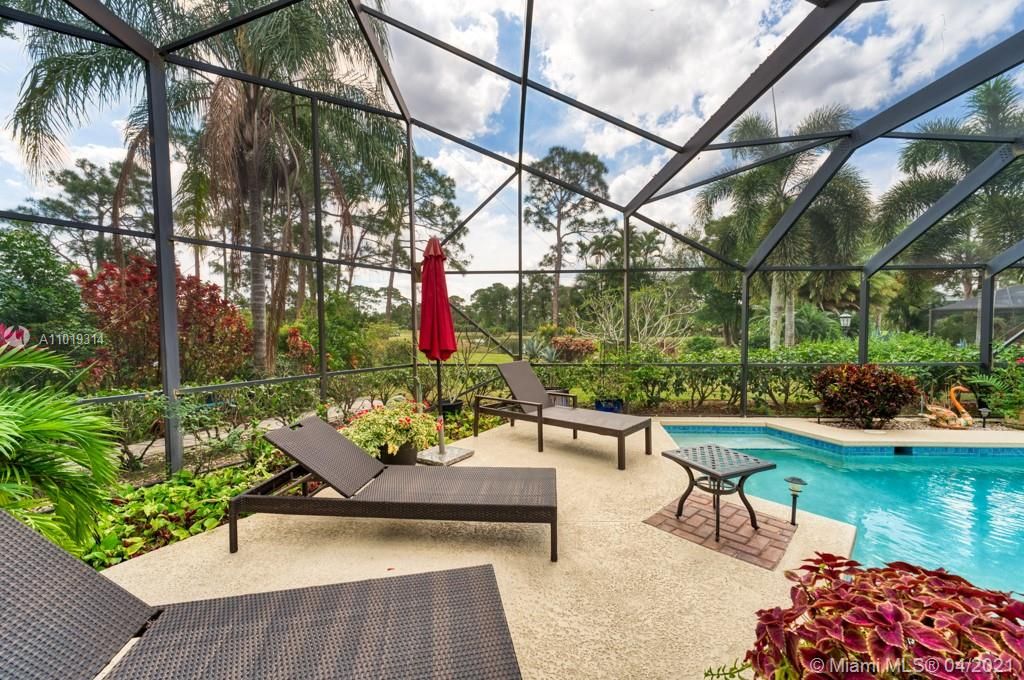 Recently Sold: $569,000 (4 beds, 3 baths, 2612 Square Feet)