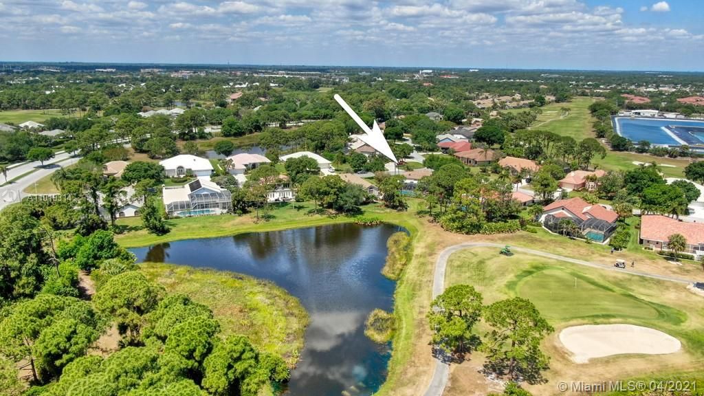 Recently Sold: $569,000 (4 beds, 3 baths, 2612 Square Feet)