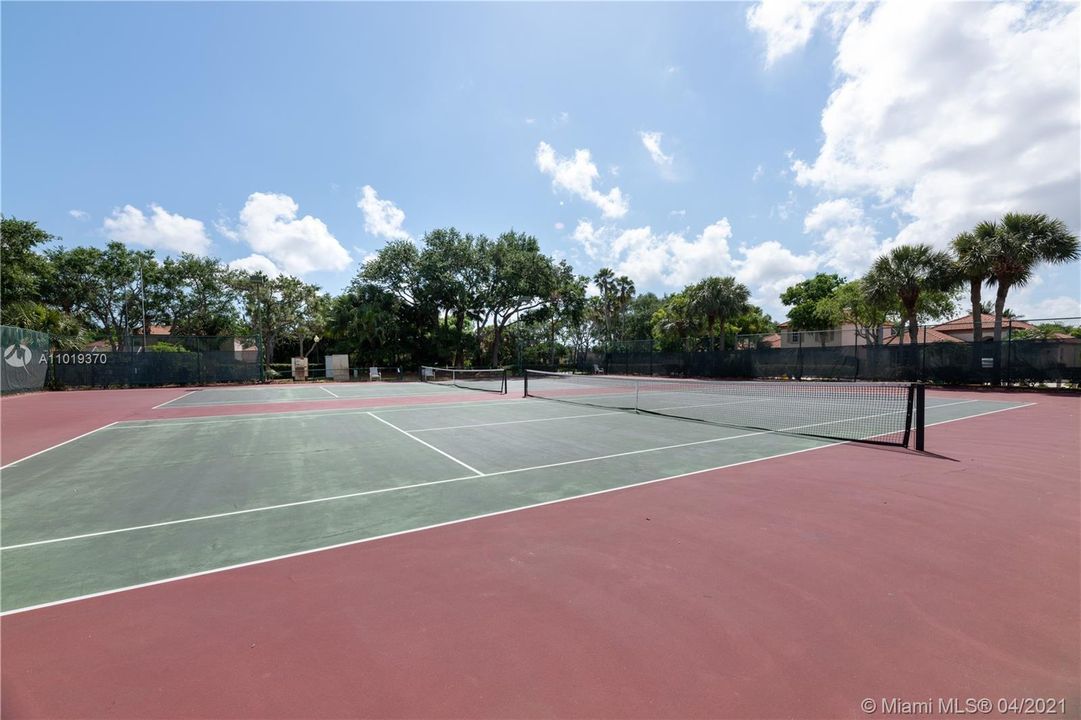 Community Tennis Courts