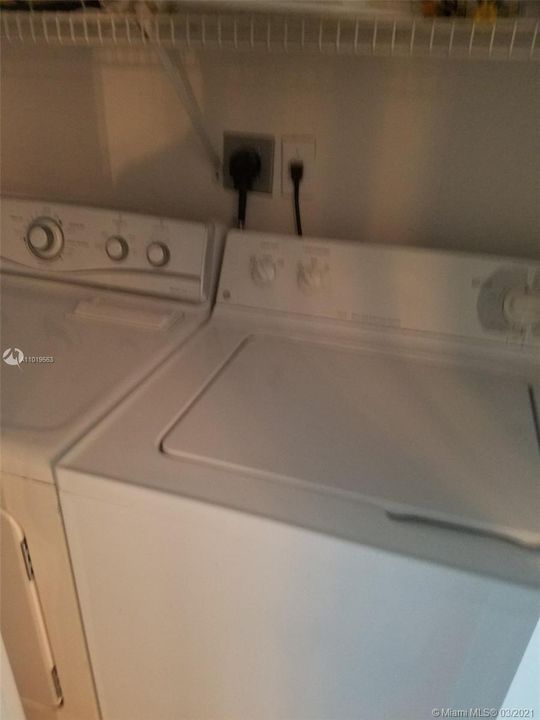 Recently Rented: $1,600 (2 beds, 2 baths, 1076 Square Feet)